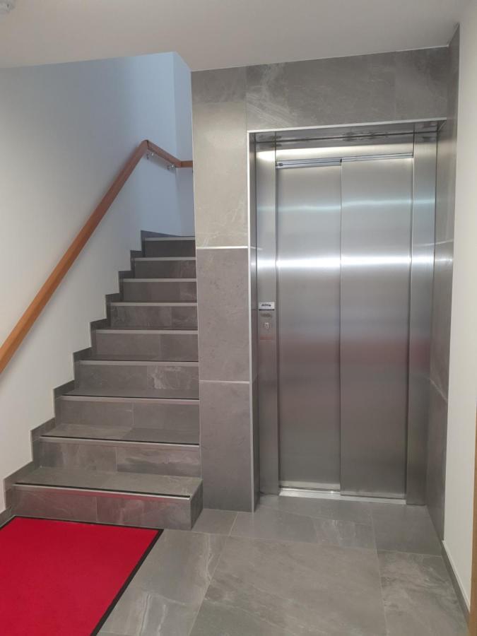 Apartmenthaus In พาเพนบวร์ก ภายนอก รูปภาพ