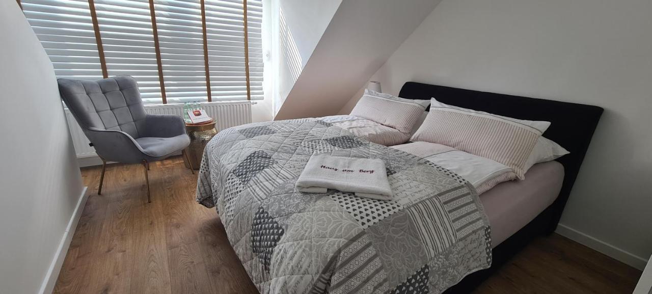 Apartmenthaus In พาเพนบวร์ก ภายนอก รูปภาพ