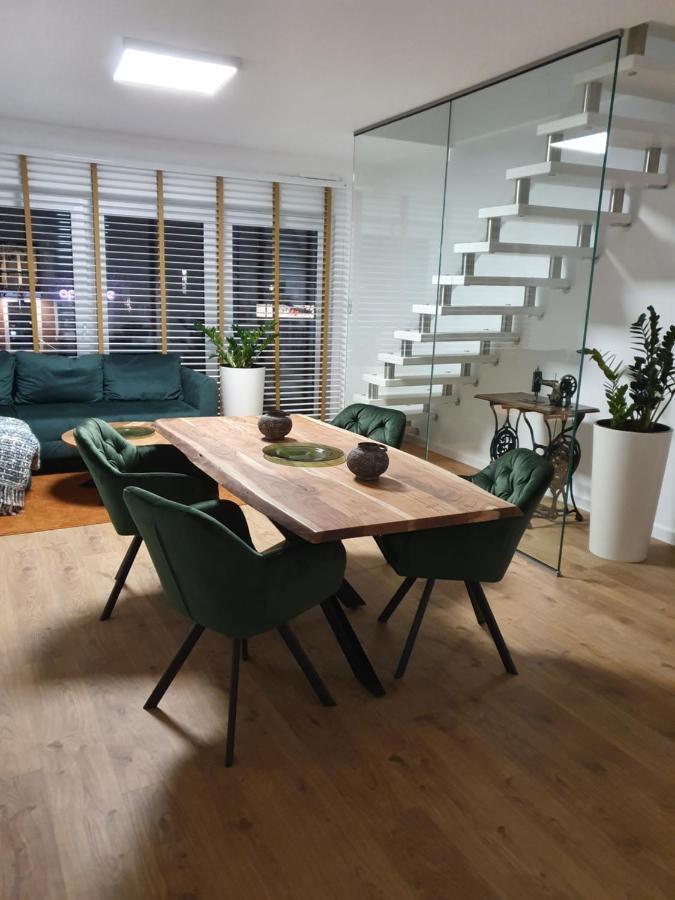 Apartmenthaus In พาเพนบวร์ก ภายนอก รูปภาพ