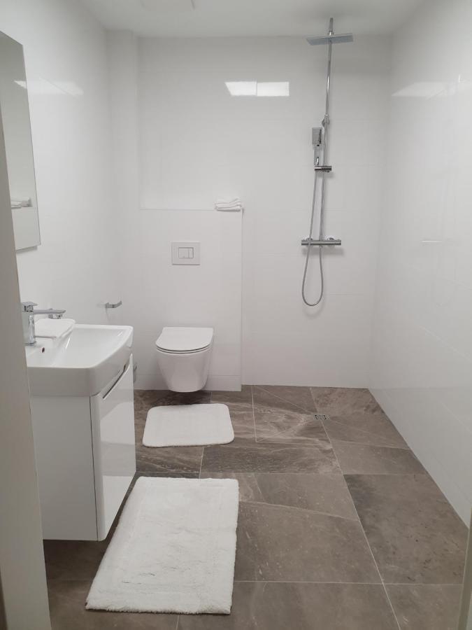 Apartmenthaus In พาเพนบวร์ก ภายนอก รูปภาพ